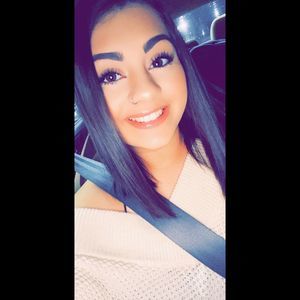 Meet your Posher, Vanessa